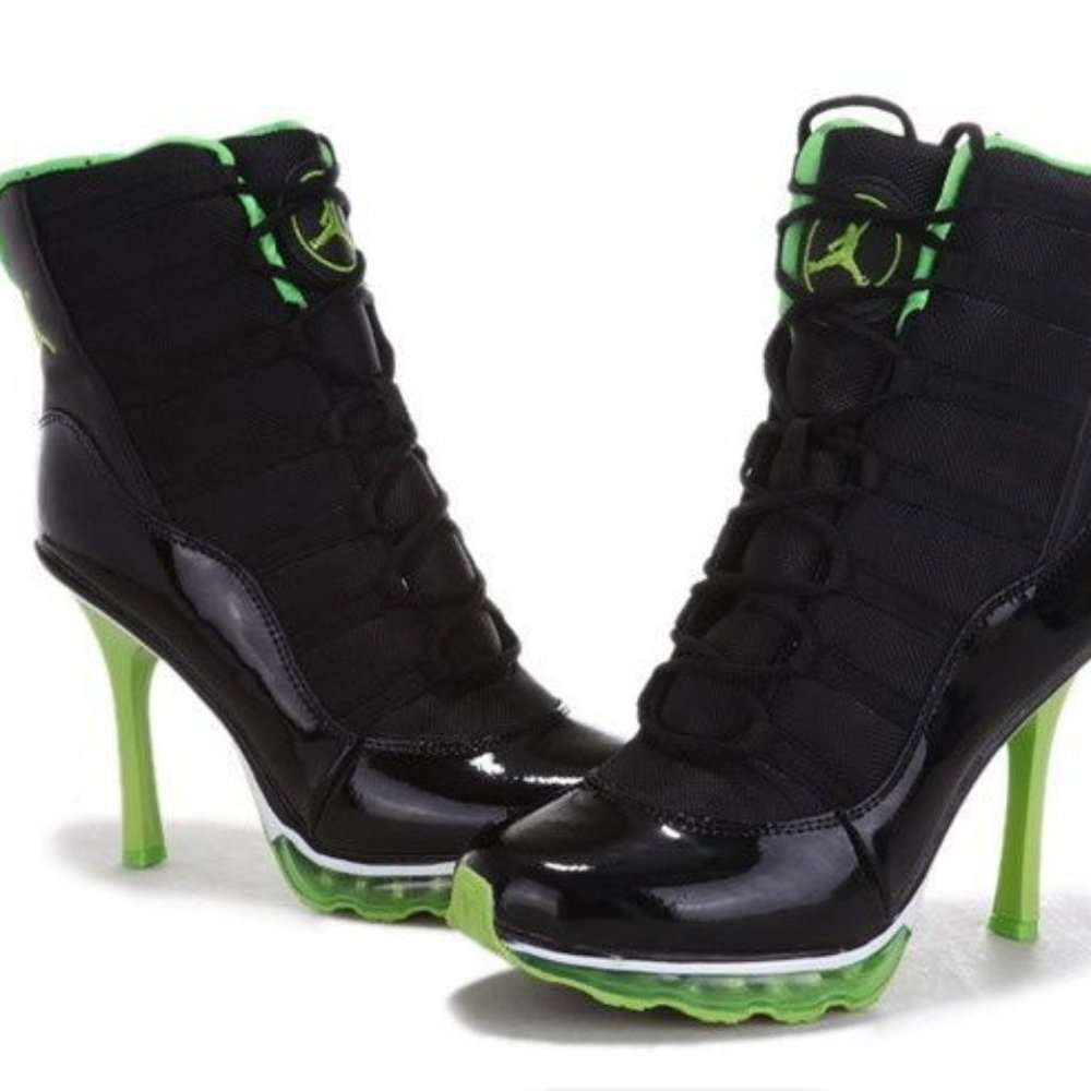 NIKE Air Jordan High Heels  Black/Green  Size 8.5